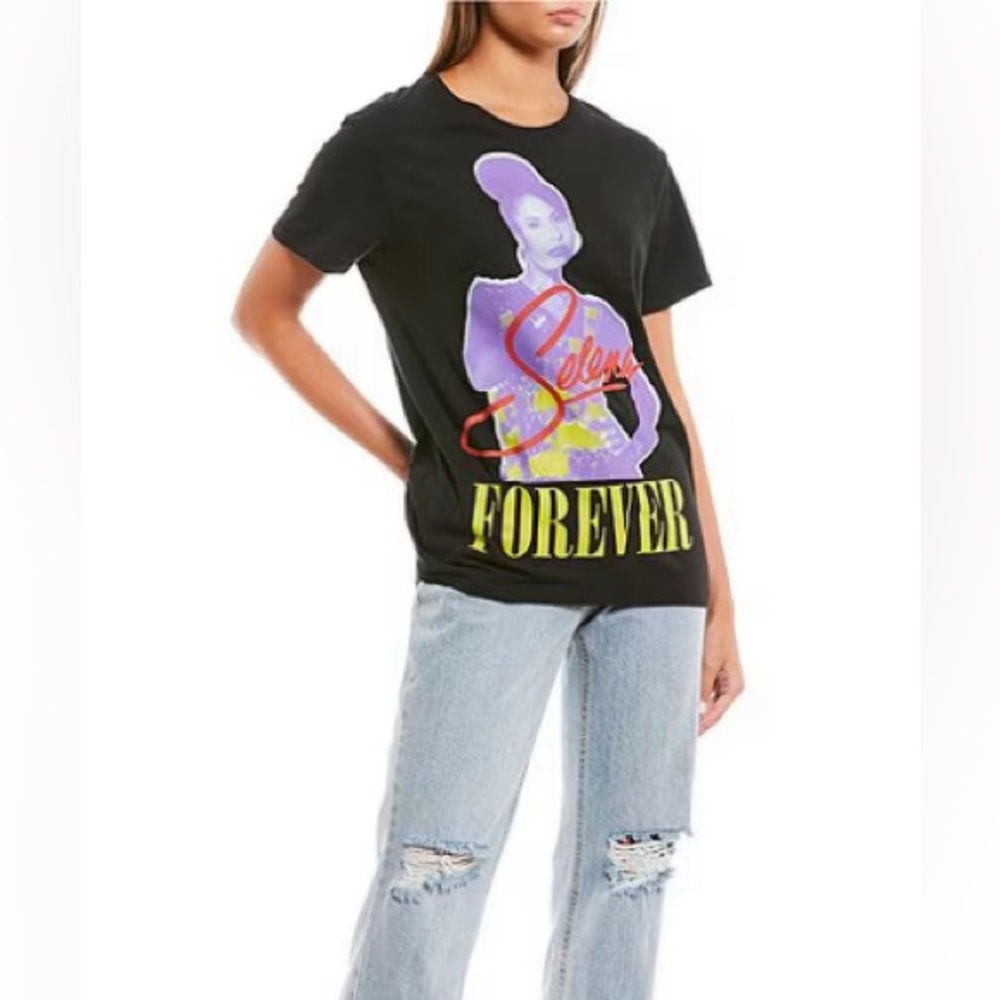 “ Selena Forever “ Graphic T-Shirt